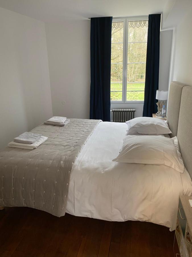 Le Moulin Bleu Bed & Breakfast Saint Cyr-sous-Dourdan Ngoại thất bức ảnh