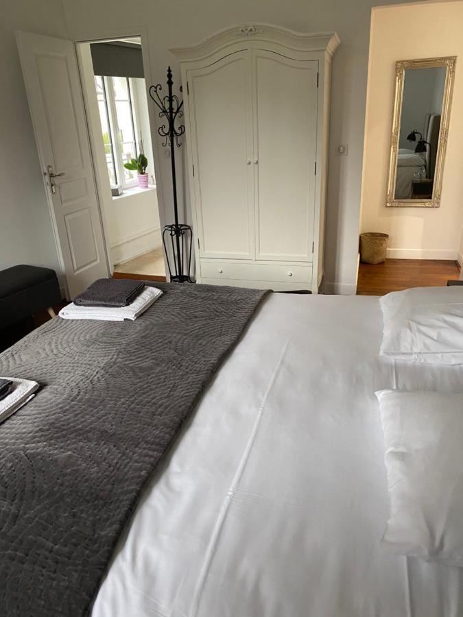 Le Moulin Bleu Bed & Breakfast Saint Cyr-sous-Dourdan Ngoại thất bức ảnh