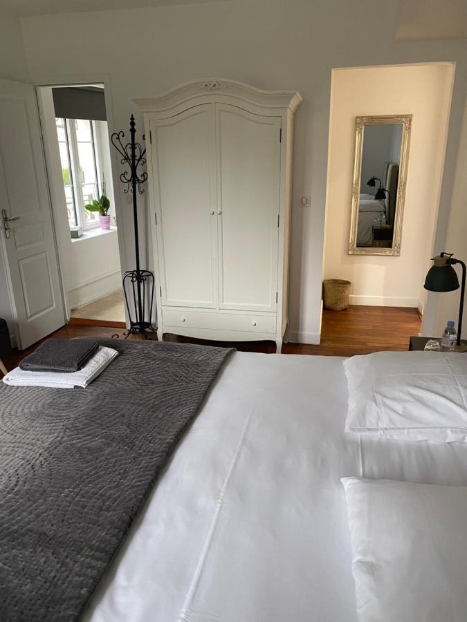 Le Moulin Bleu Bed & Breakfast Saint Cyr-sous-Dourdan Ngoại thất bức ảnh