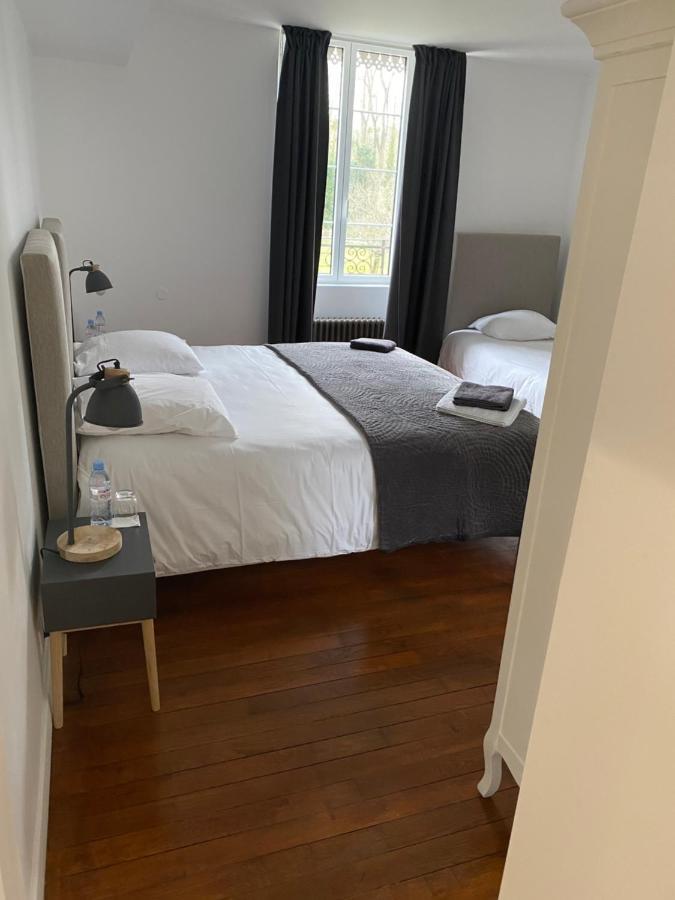 Le Moulin Bleu Bed & Breakfast Saint Cyr-sous-Dourdan Ngoại thất bức ảnh